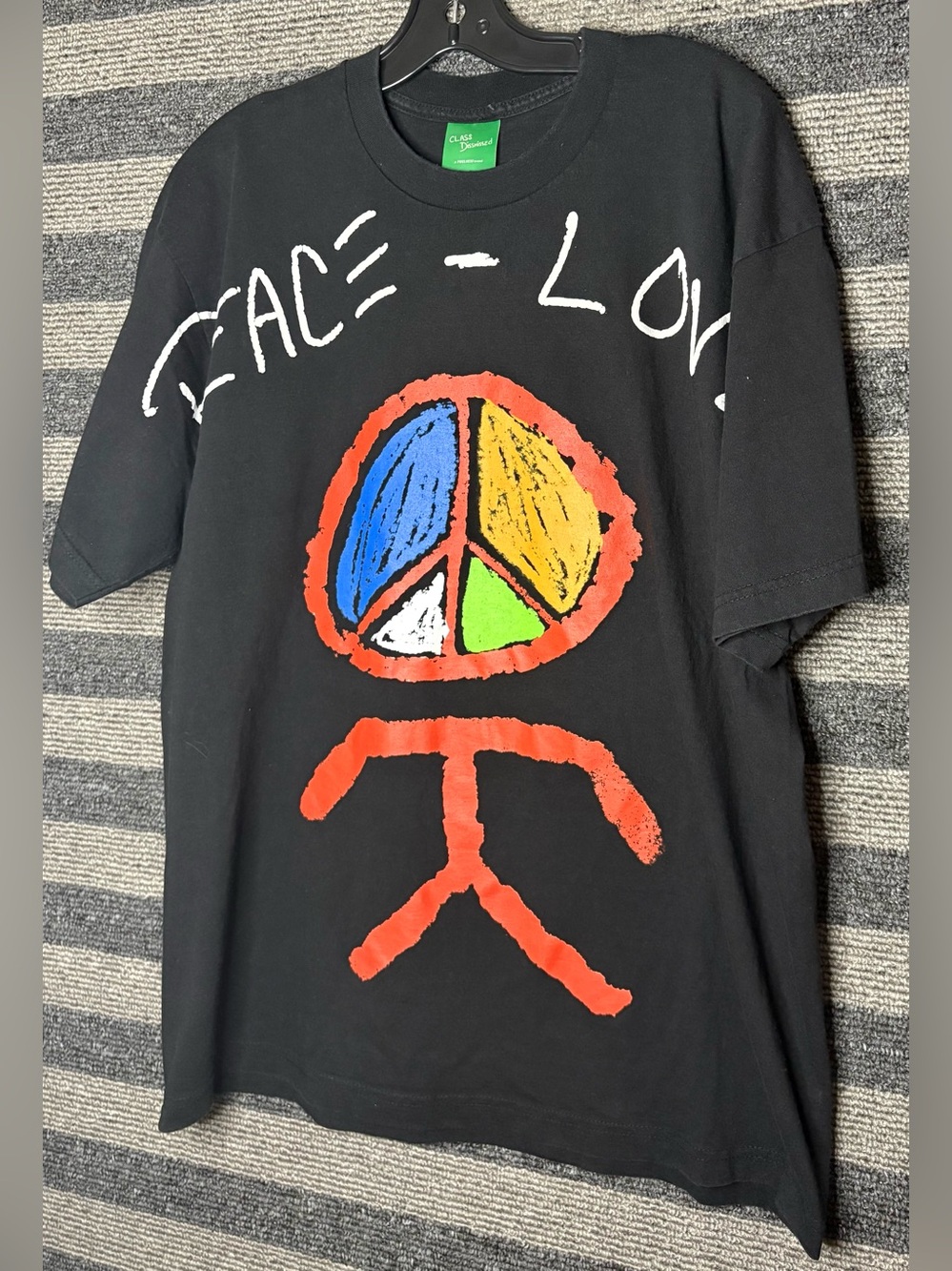 Class Dismissed Peace & Love Black Graphic T-Shirt Men’s Large EUC